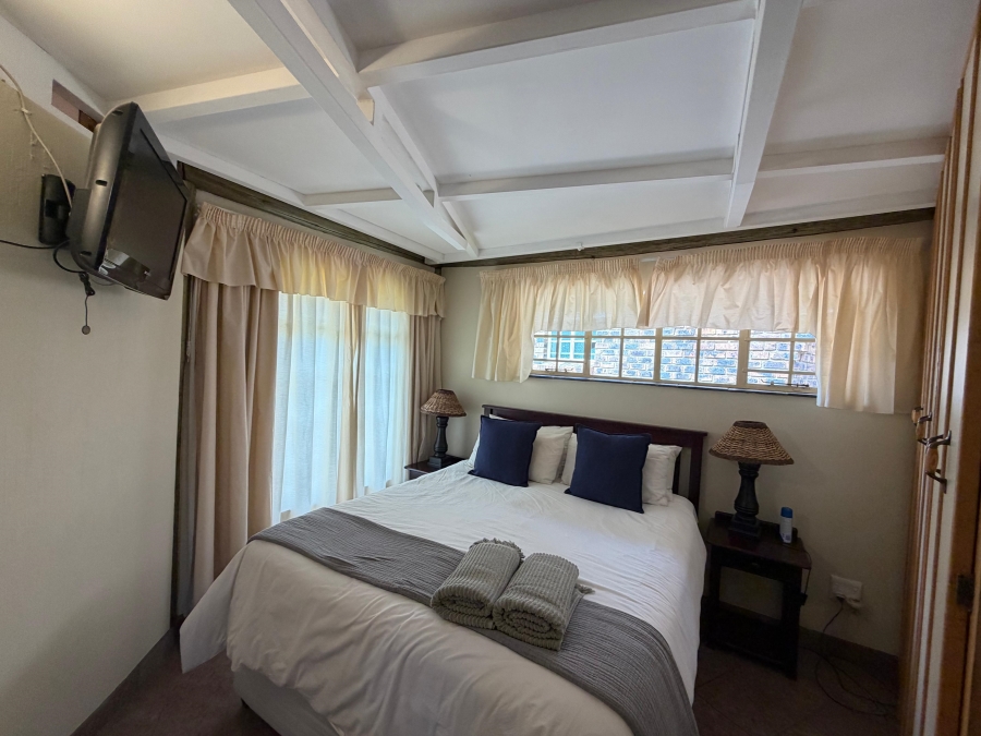 5 Bedroom Property for Sale in Metsimaholo Free State